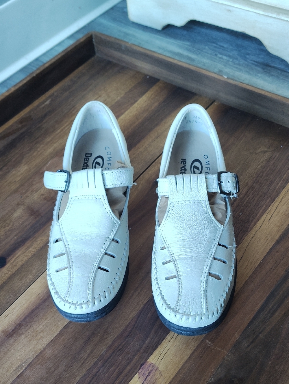 Dexter Cream Leather Fisherman Shoes